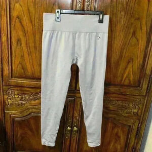 Gymshark leggings size M, light purple color